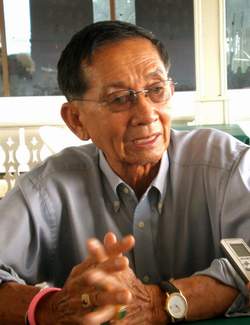 Hua Hin Mayor