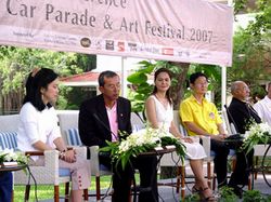 Hua Hin Vintage Car Parade and Art Festival